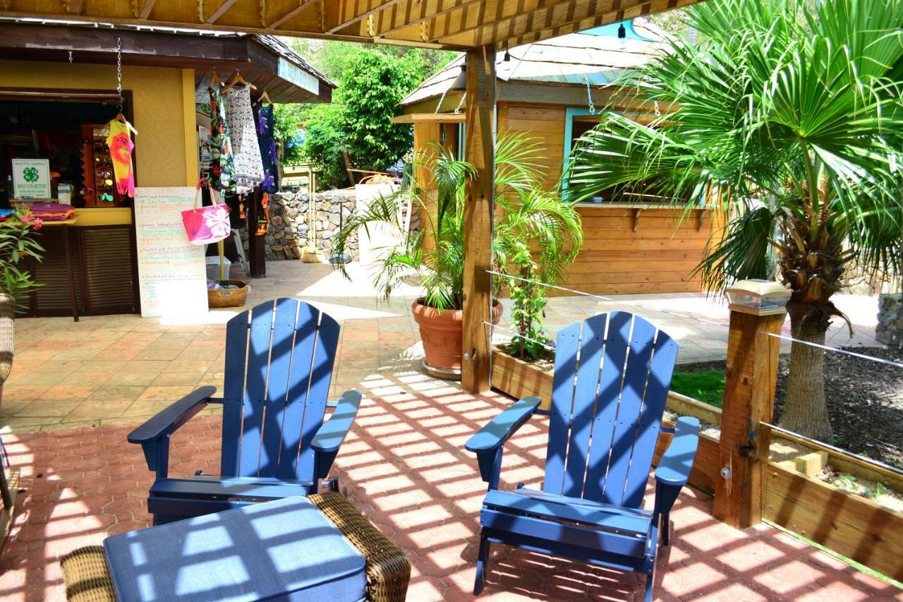 Emerald Beach Resort Altona ภายนอก รูปภาพ